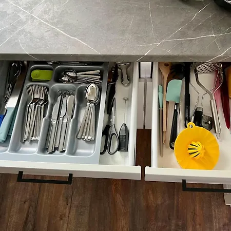 Moderne Doppelhaushälfte Mit Ausblick Auf Apartment *