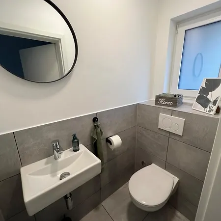 Apartment Moderne Doppelhaushaelfte Mit Ausblick Auf *