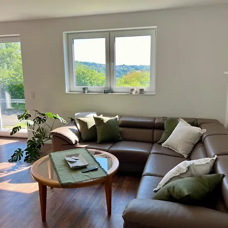 Apartment Moderne Doppelhaushaelfte Mit Ausblick Auf