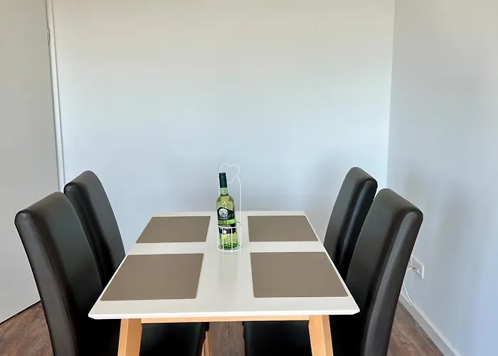 Moderne Doppelhaushaelfte Mit Ausblick Auf Lejlighed *