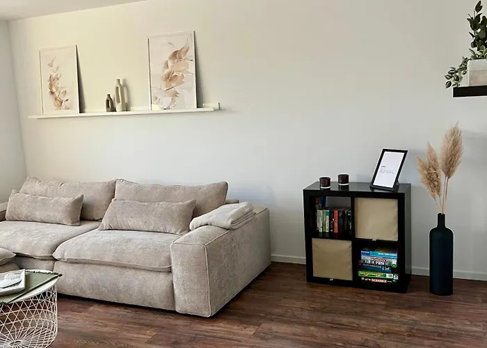 Moderne Doppelhaushaelfte Mit Ausblick Auf Vlotho